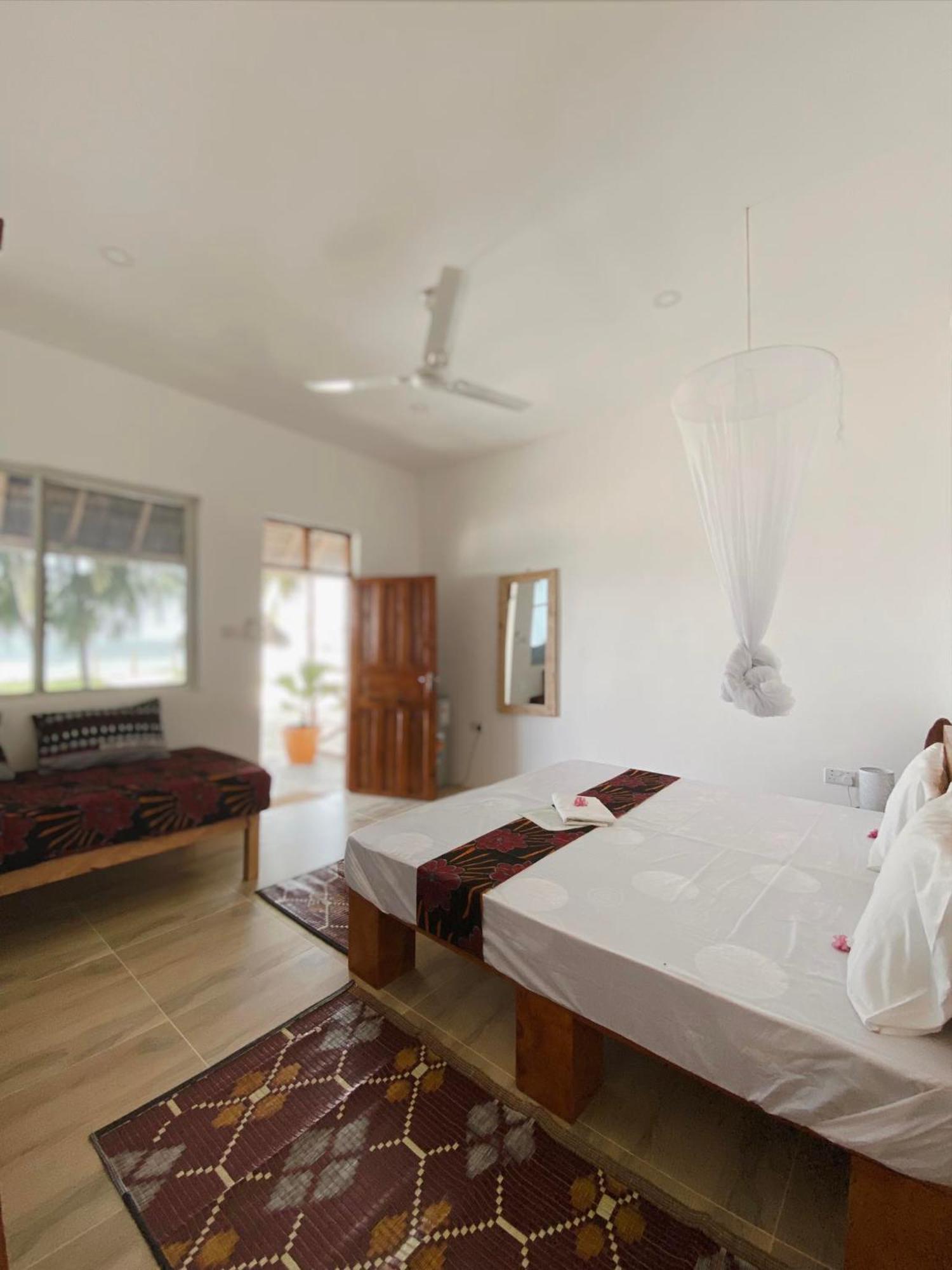 Mintaka Boutique Hotel Bwejuu Extérieur photo